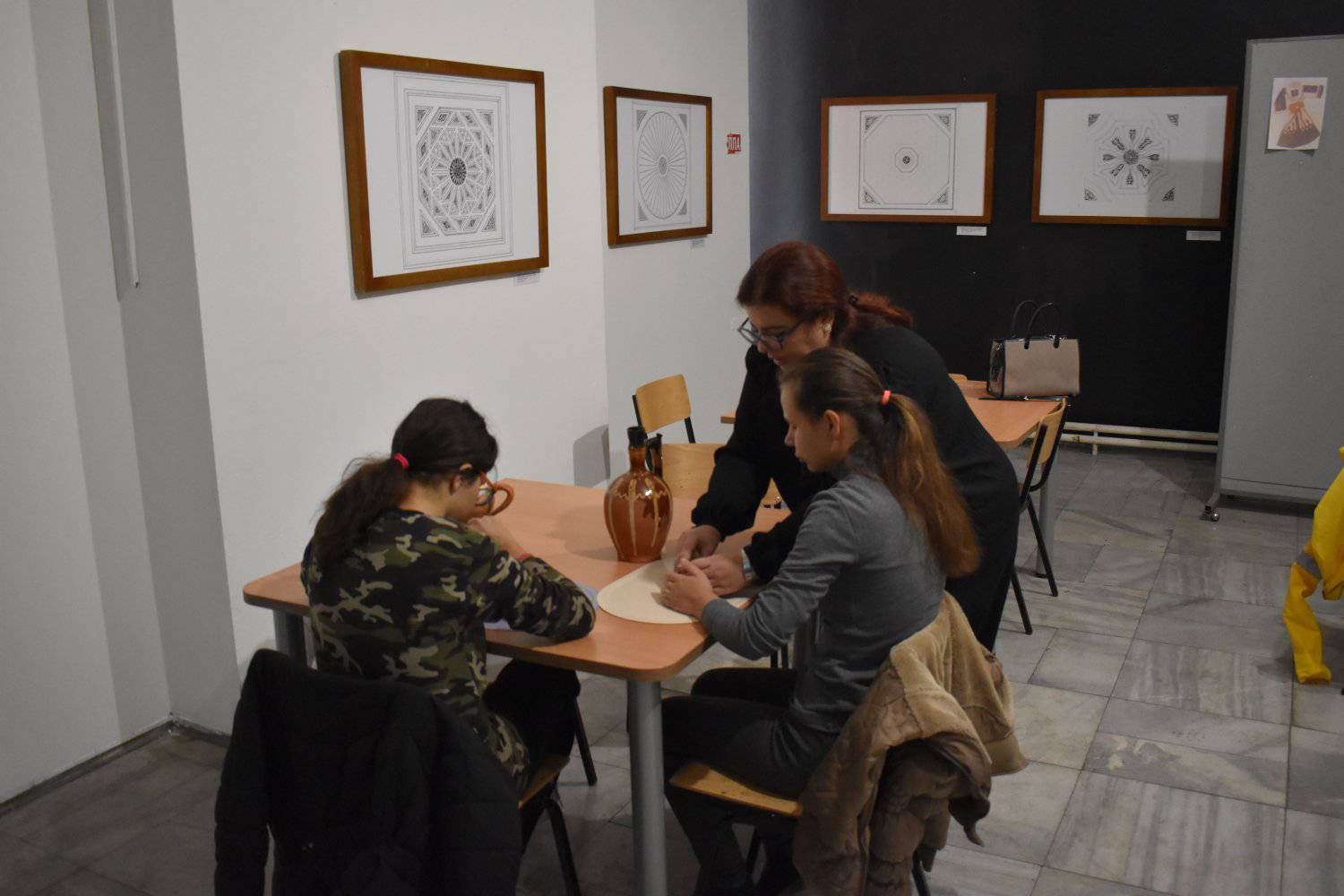 15 Октомври - Меѓународен ден на Белиот стап