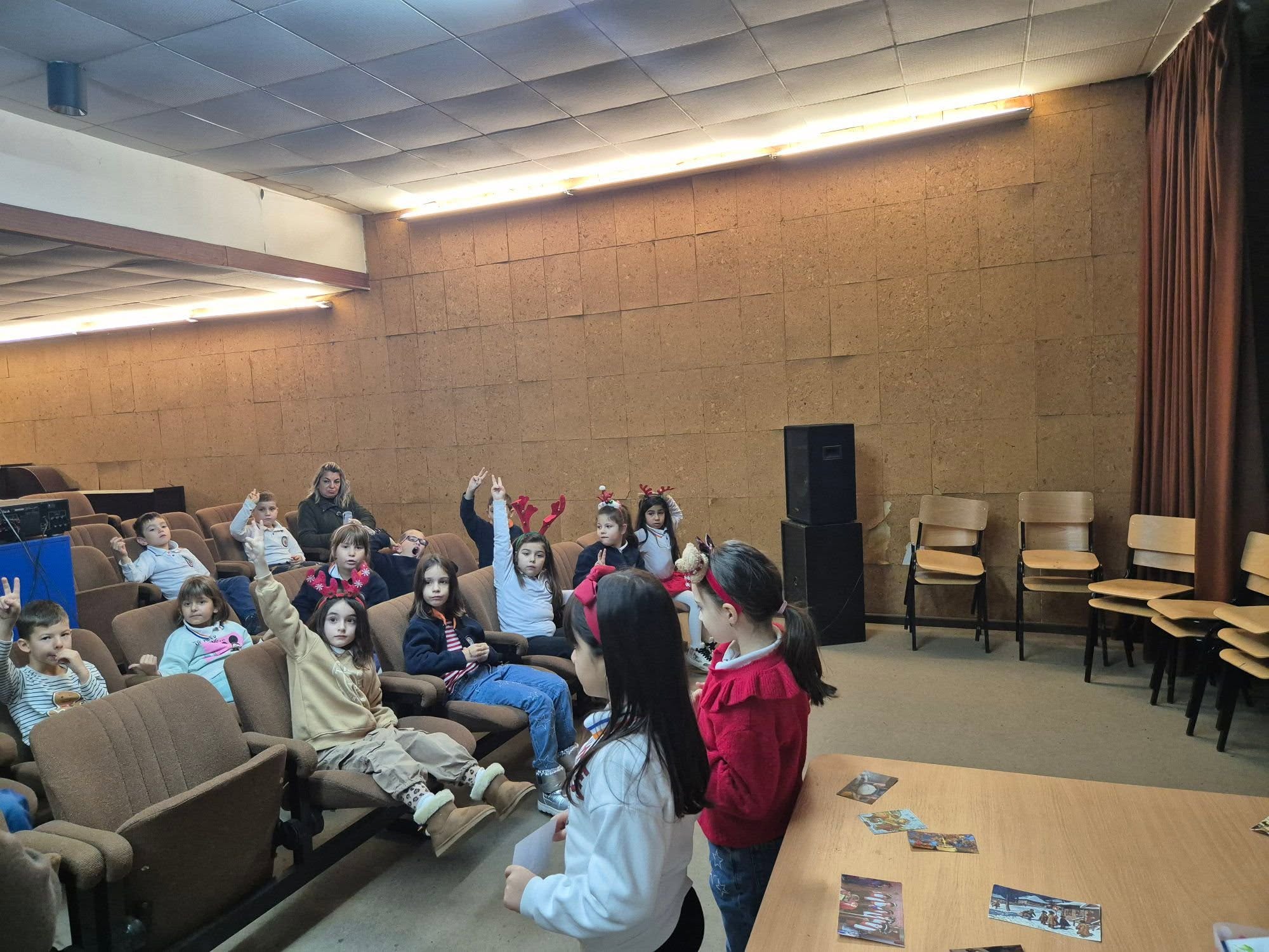 Проектот Коледе - Бадник со ученици од  ООУ 